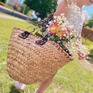 Super cute Dolce & Gabbana Straw bag